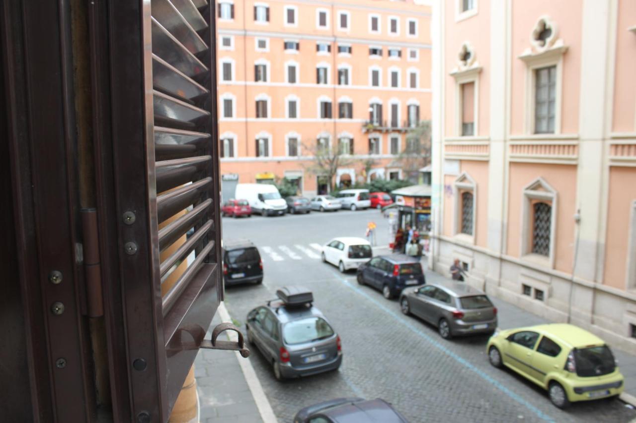 Casa Luna - Accomodation In Santa Maria Maggiore روما المظهر الخارجي الصورة